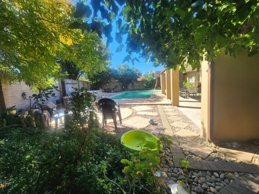 To Let 4 Bedroom Property for Rent in Pellissier Free State